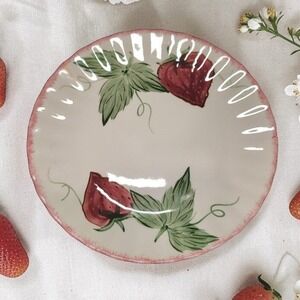 Southern Potteries Blue Ridge Scalloped Strawberry Plate Hand Painted Dinnerware